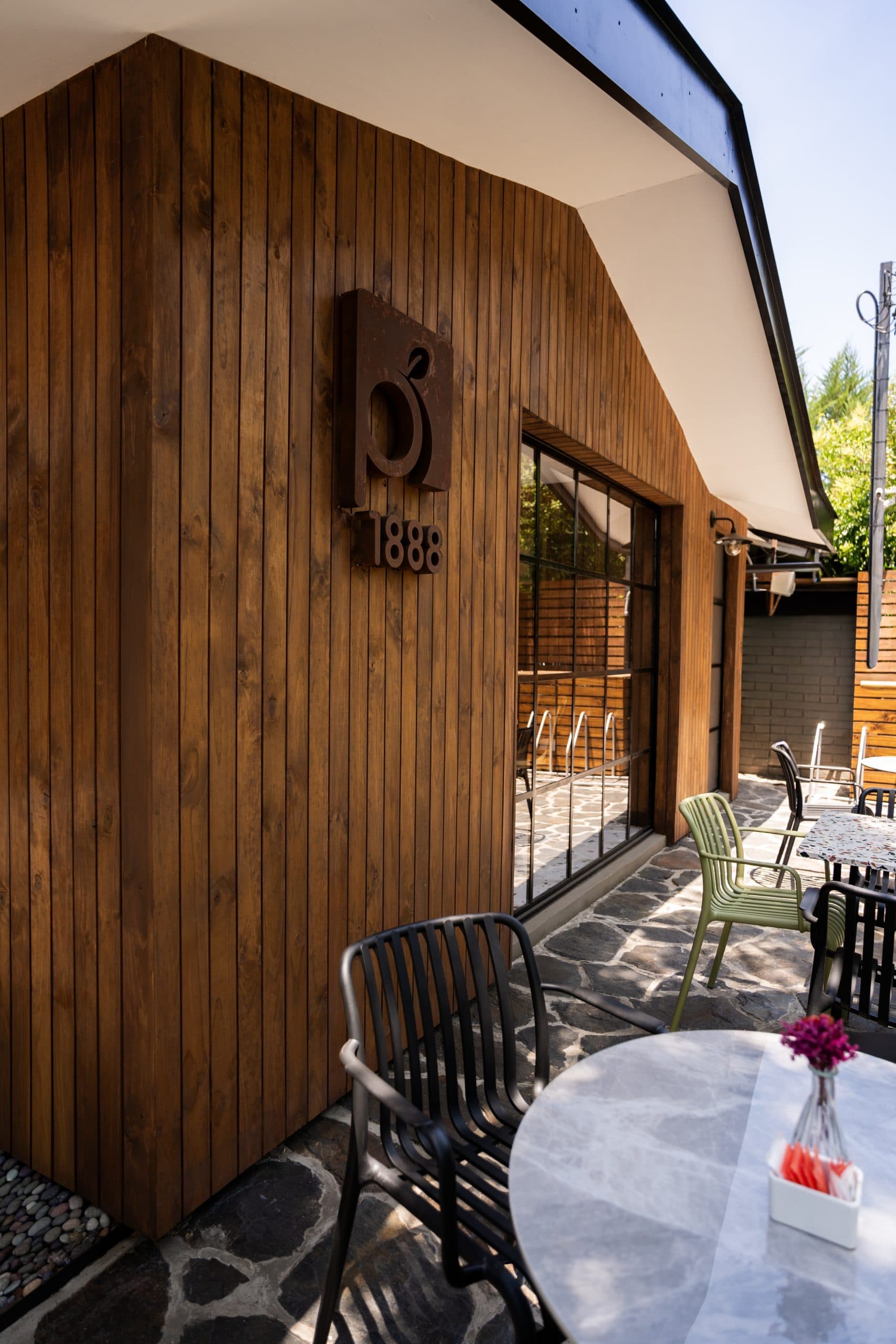 Fachada Portokali Café — Buenaventura 1888, Vitacura