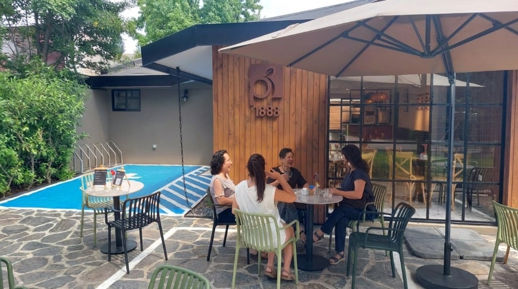 Terraza exterior Portokali